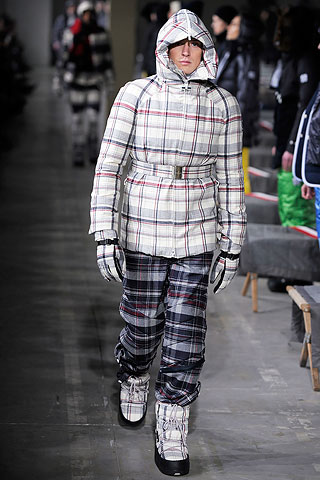 Moncler Gamme Bleu / - 2010-2011